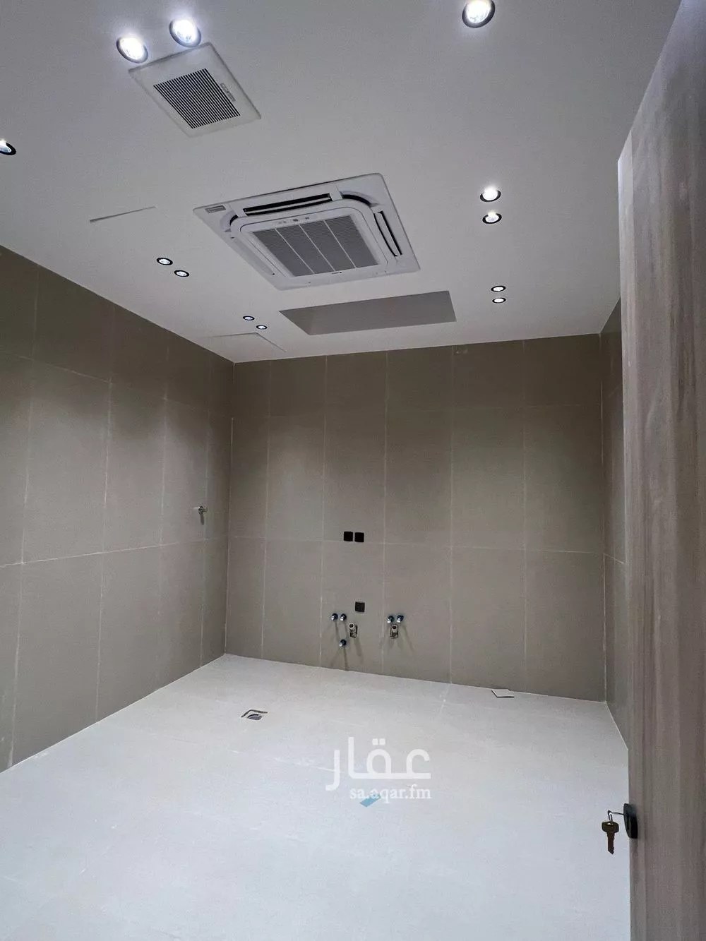 3 bedroom floor in Al Rimal 4