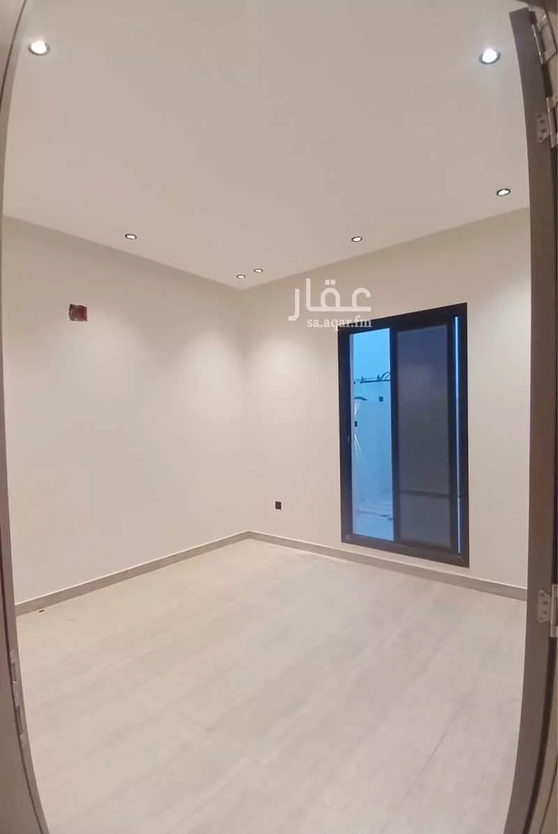 2 bedroom apartment in Ad Dar Al Baida 7