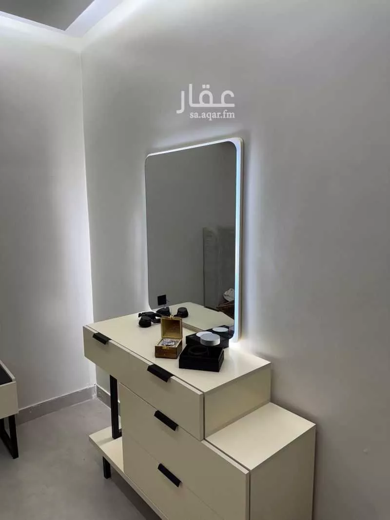 4 bedroom floor in Tuwaiq 3