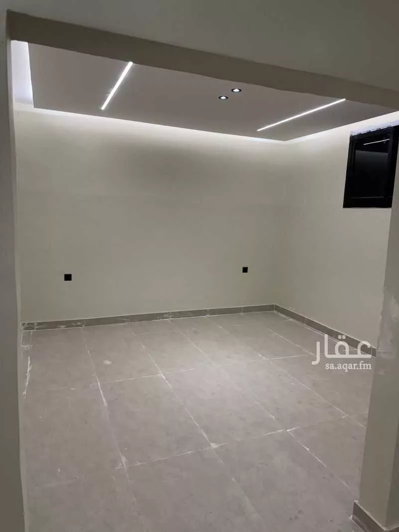 4 bedroom floor in Tuwaiq 7