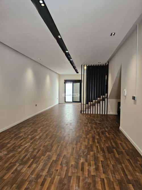 فيلا 4 غرف في العارض 19