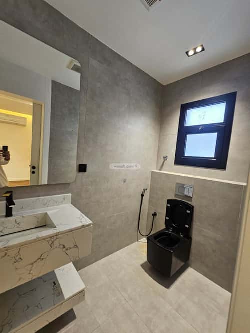 فيلا 4 غرف في العارض 9