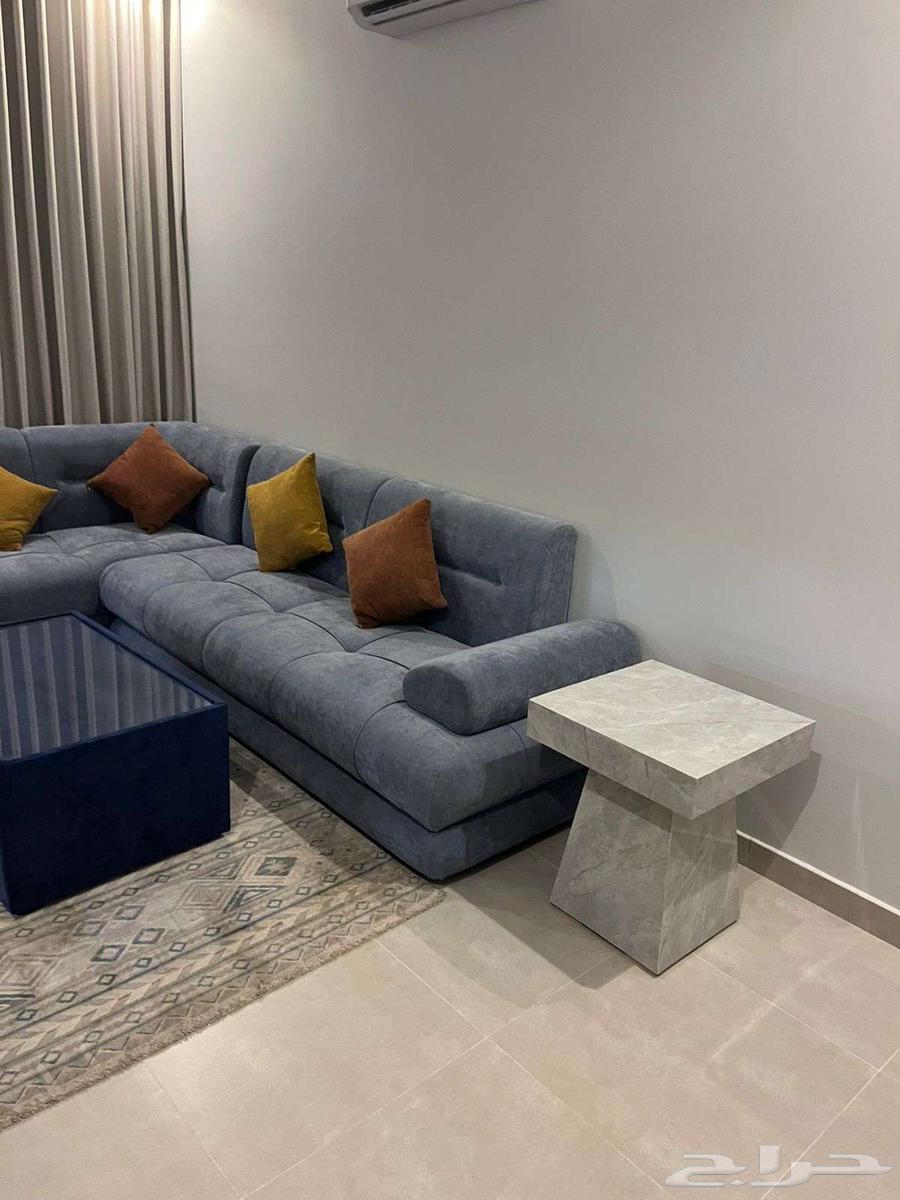 شقة 1 غرف في العارض 8