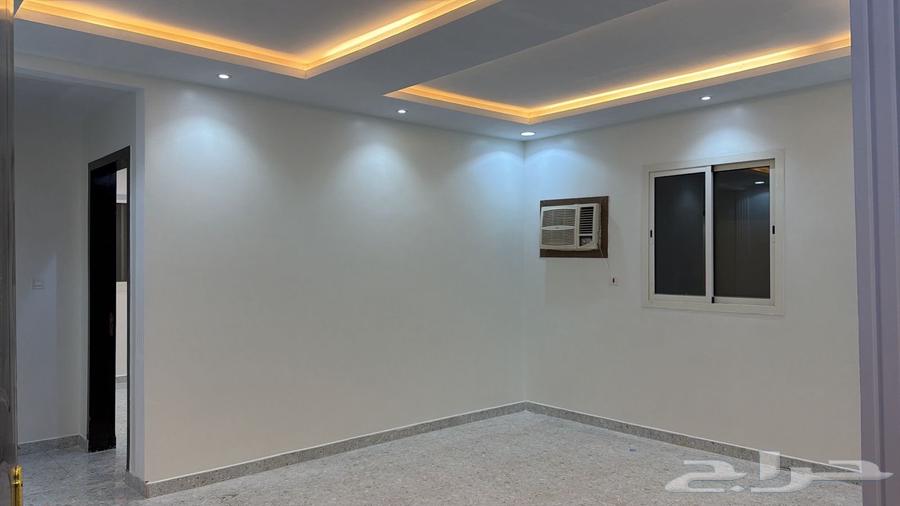 شقة 2 غرف في الرمال 9