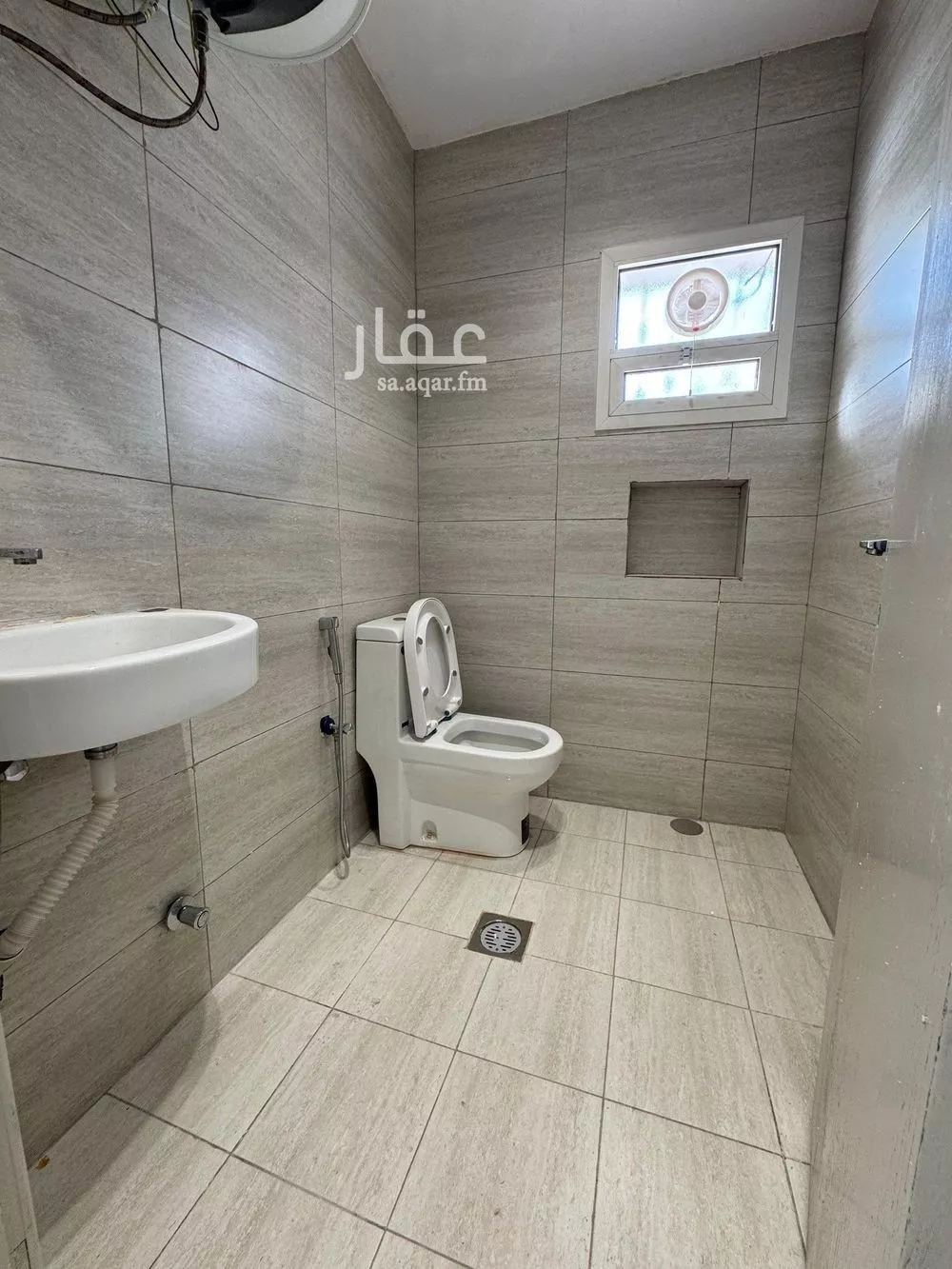 شقة 2 غرف في الروابي 4