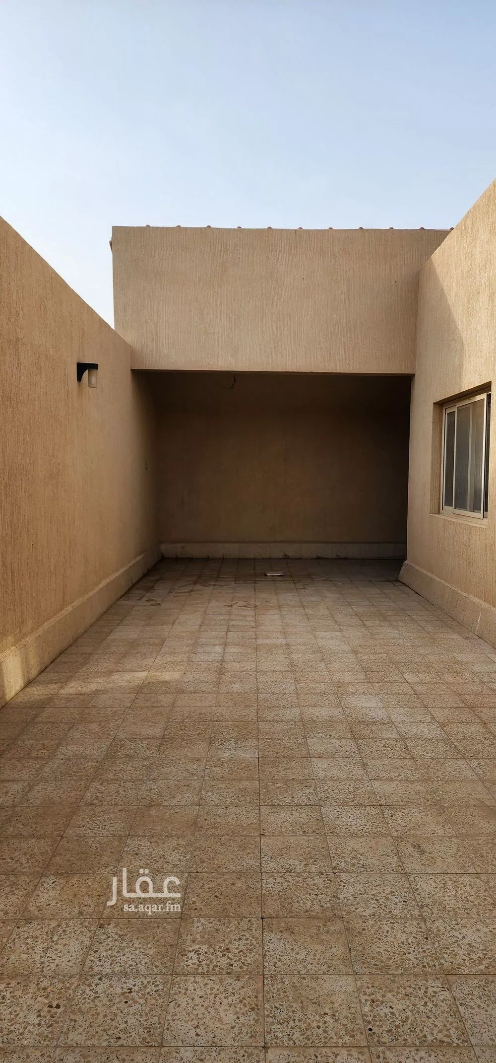 دور 4 غرف في الملقا 6