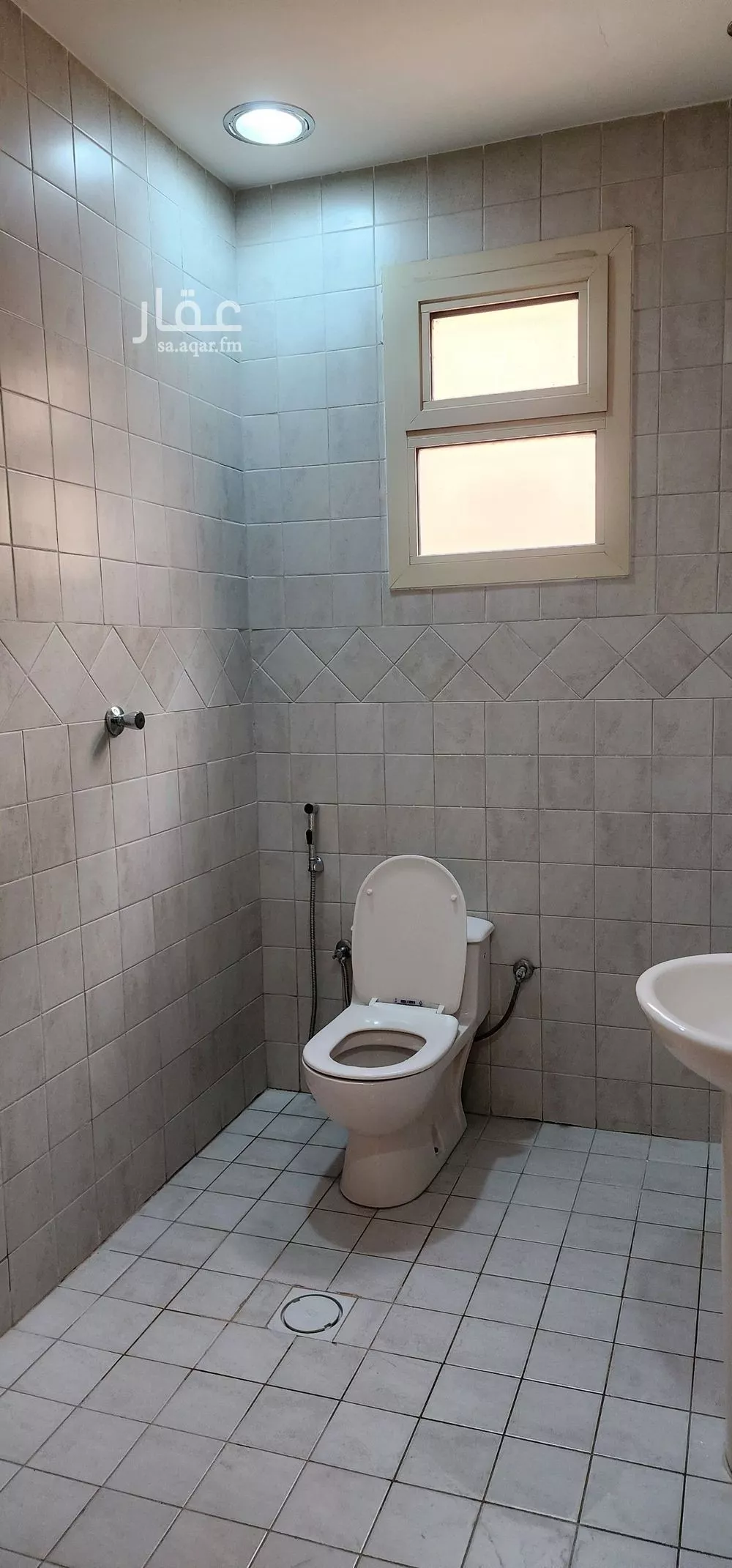 دور 4 غرف في الملقا 9