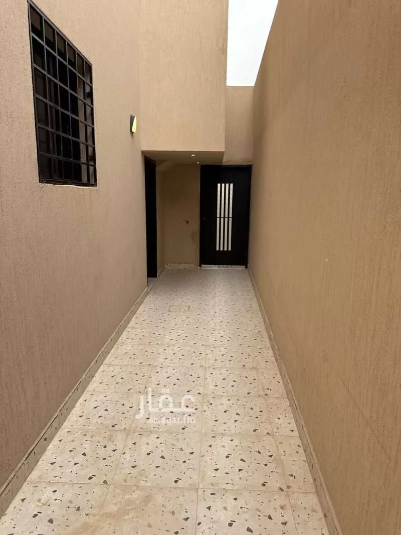 دور 4 غرف في المربع 2