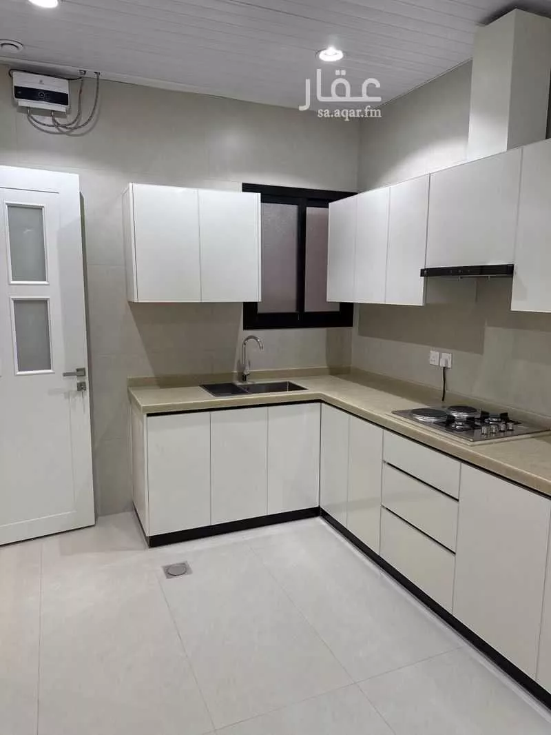 دور 4 غرف في المربع 6