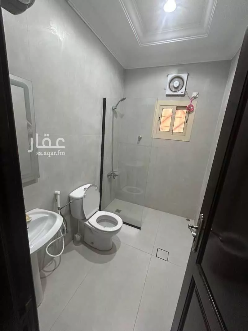 شقة 5 غرف في السلامة 6