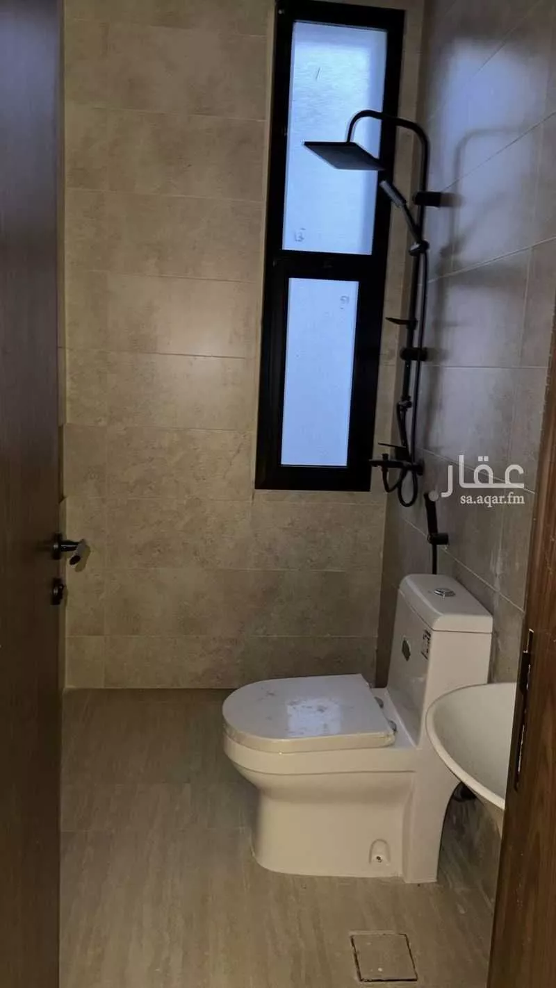 3 bedroom apartment in Al Nuzhah 4
