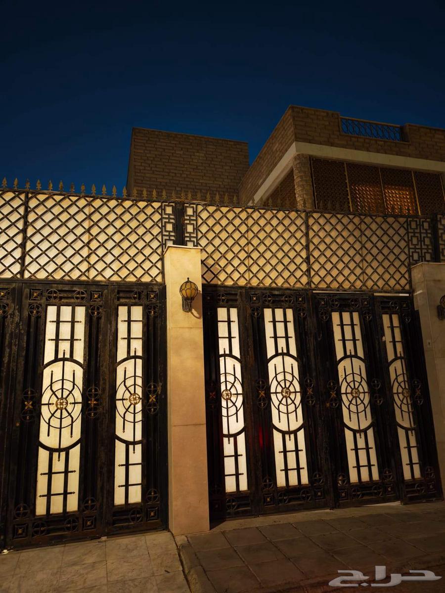 فيلا 5 غرف في العليا 6