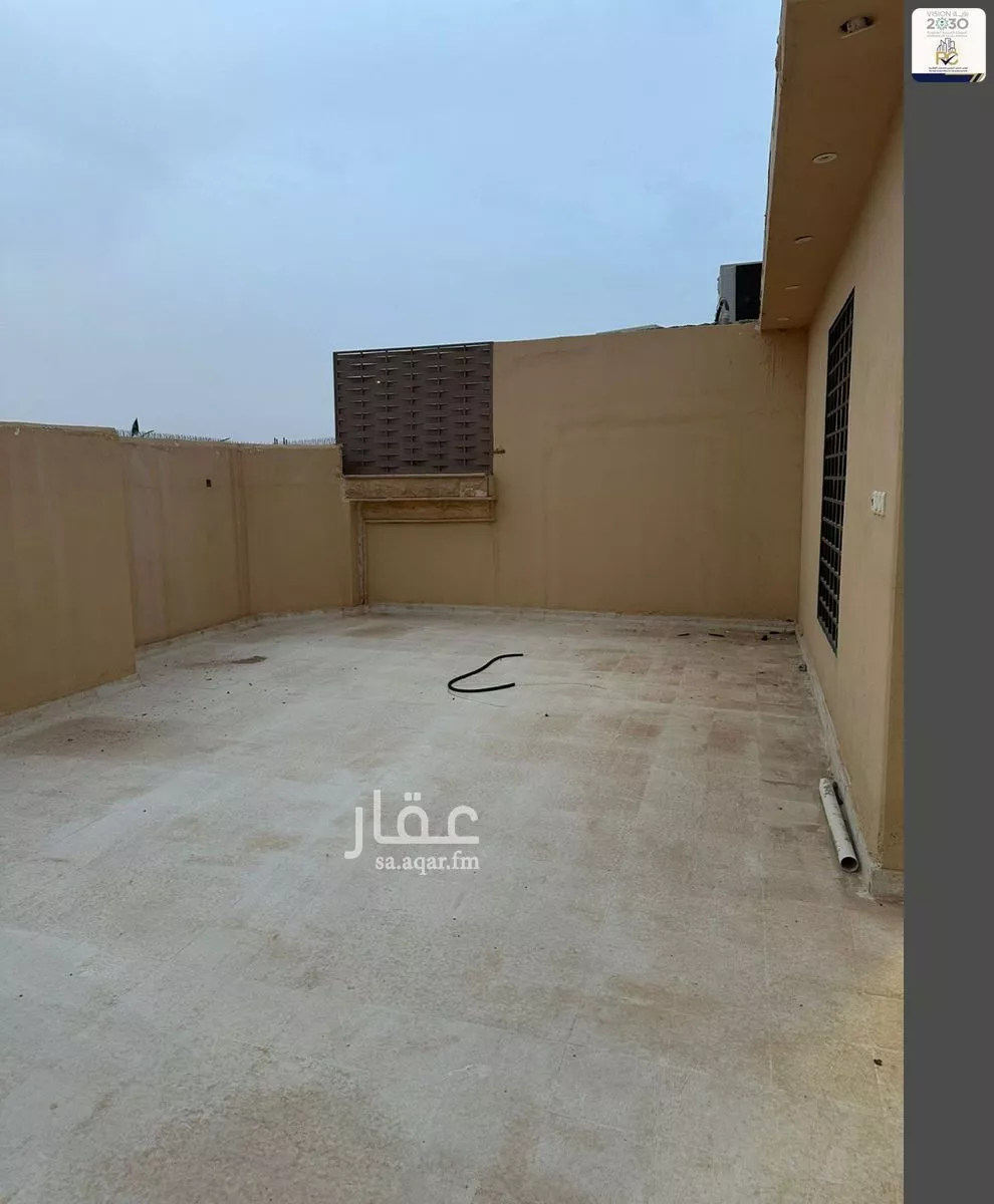 فيلا 9 غرف في لبن 17