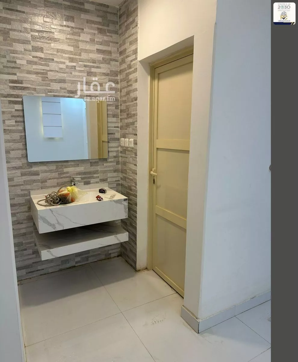 فيلا 9 غرف في لبن 21