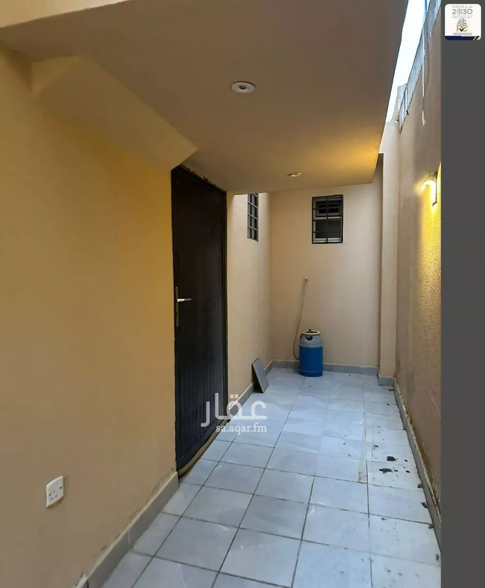 فيلا 9 غرف في لبن 23