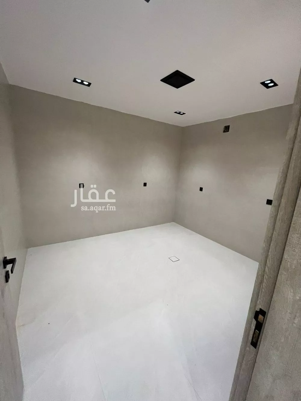 شقة 2 غرف في الخليج 5