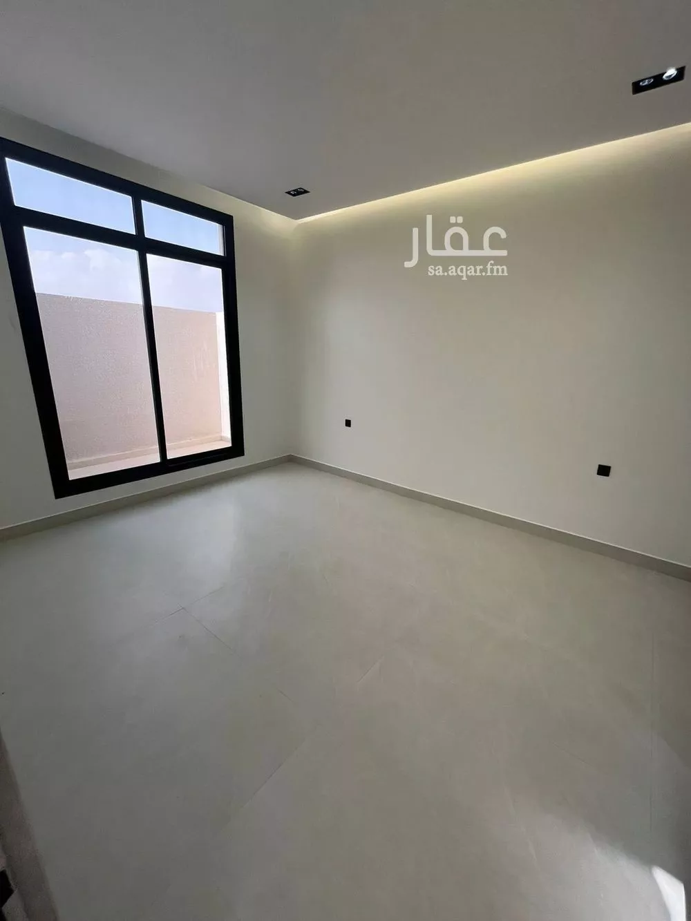 شقة 2 غرف في الخليج 6