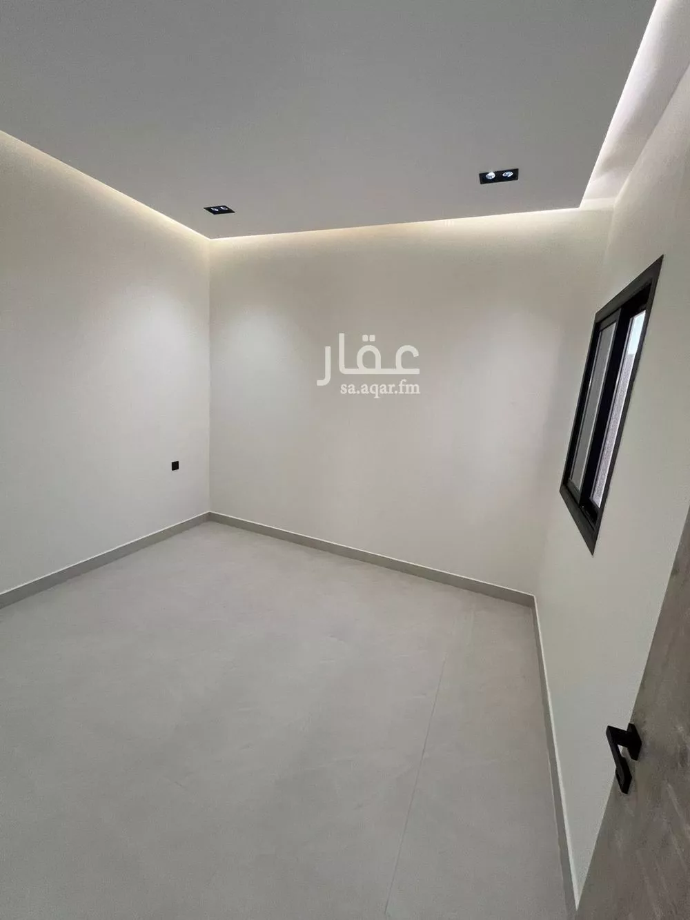 شقة 2 غرف في الخليج 8