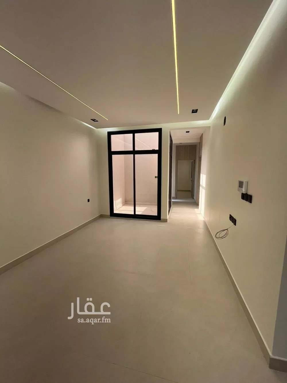 شقة 2 غرف في الخليج 10