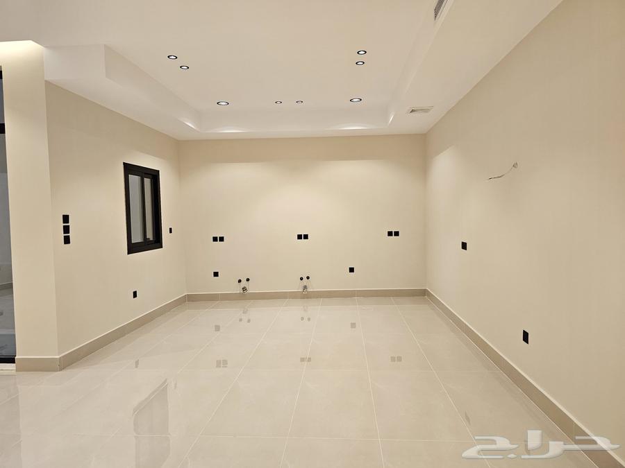 فيلا 6 غرف في الزمرد 16