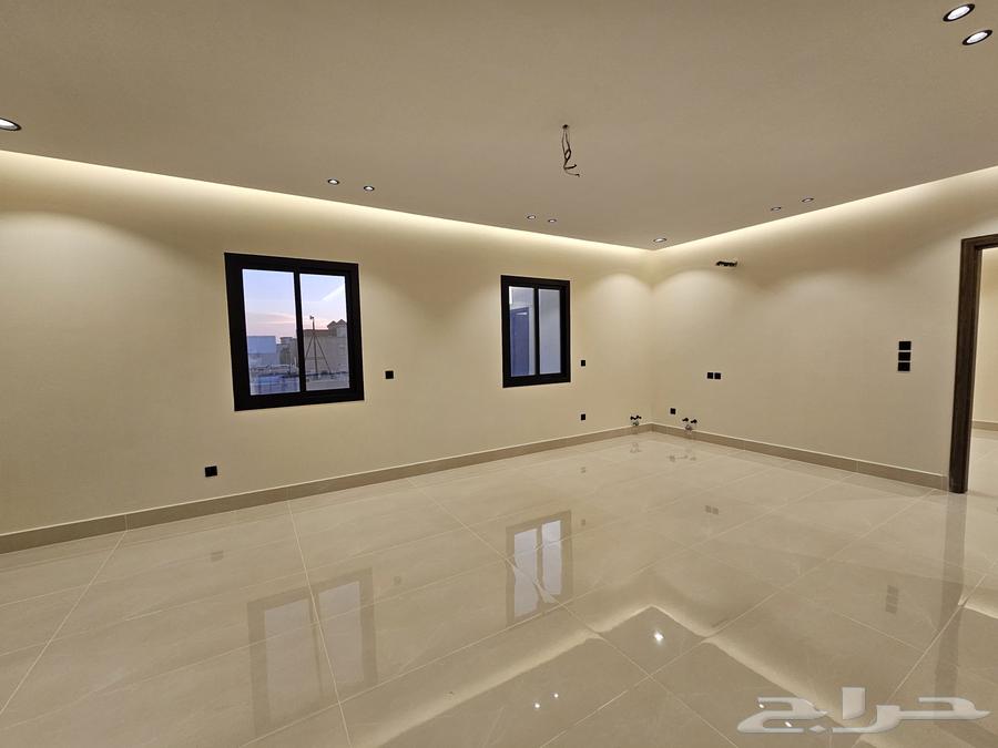 فيلا 6 غرف في الزمرد 24