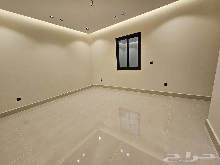 فيلا 6 غرف في الزمرد 27