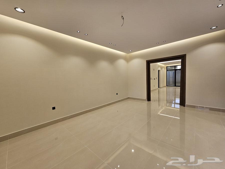 فيلا 6 غرف في الزمرد 5