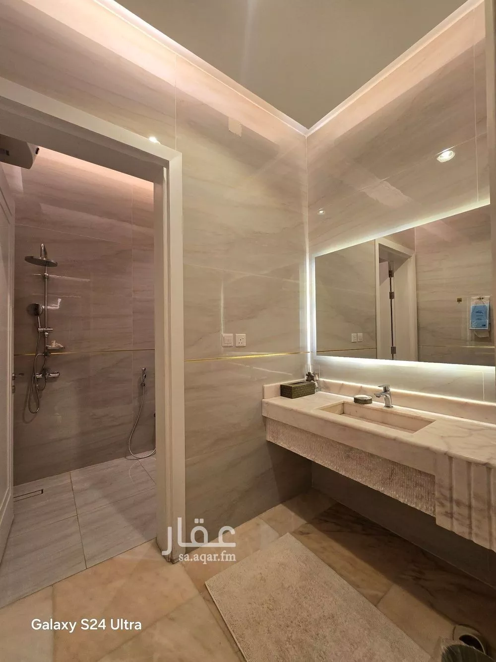 فيلا 11 غرف في البشائر 19