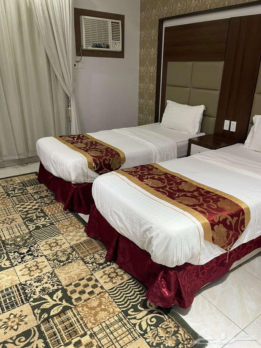 شقة 23 غرف في الندى 4