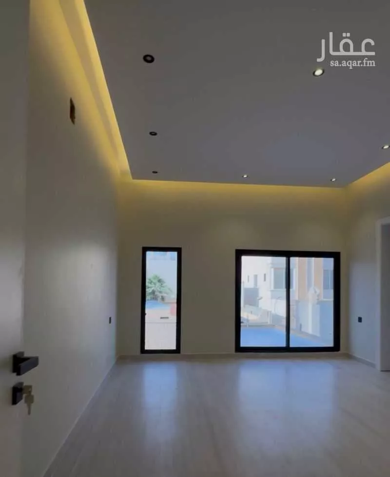 فيلا 7 غرف في الحزم 16