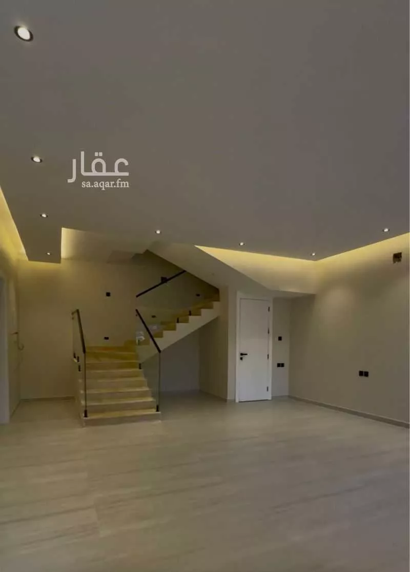 فيلا 7 غرف في الحزم 20