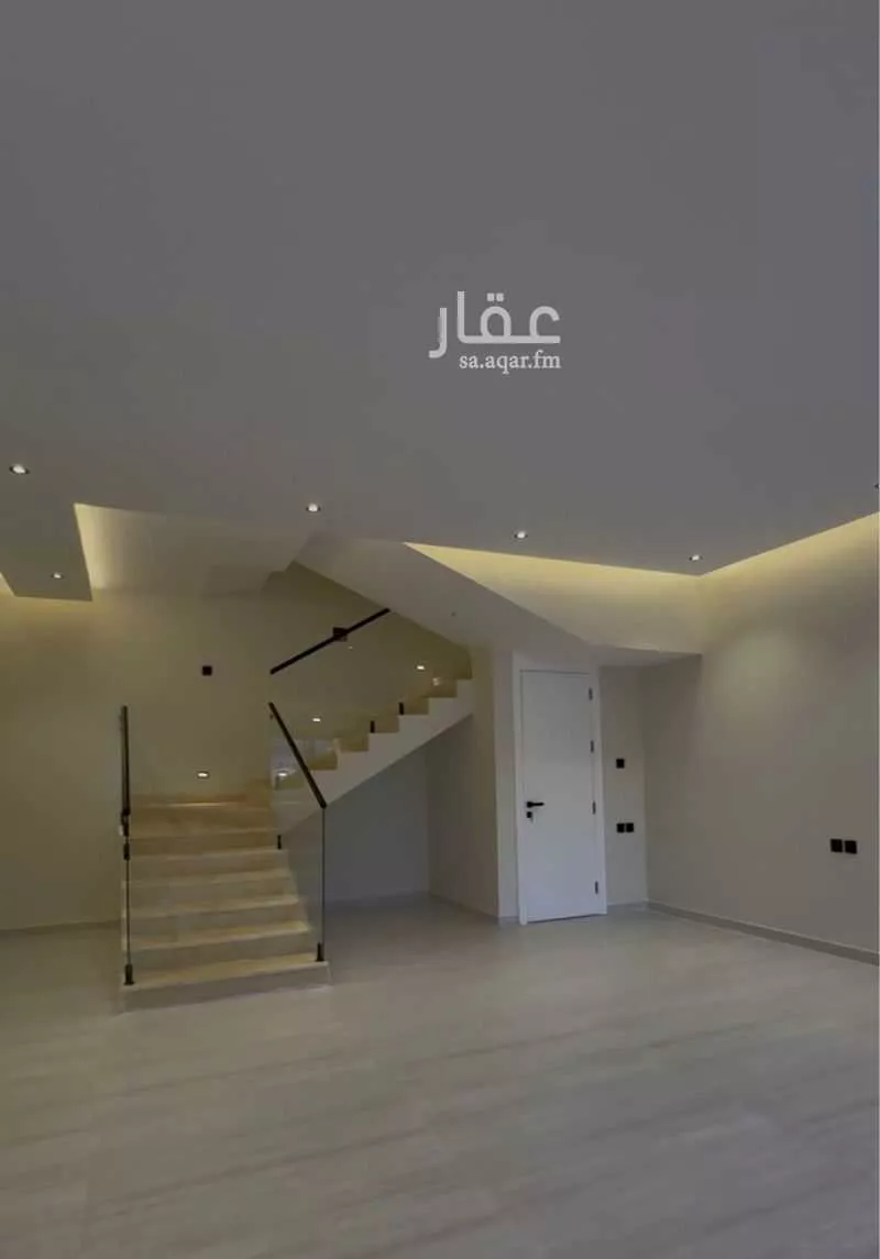 فيلا 7 غرف في الحزم 7