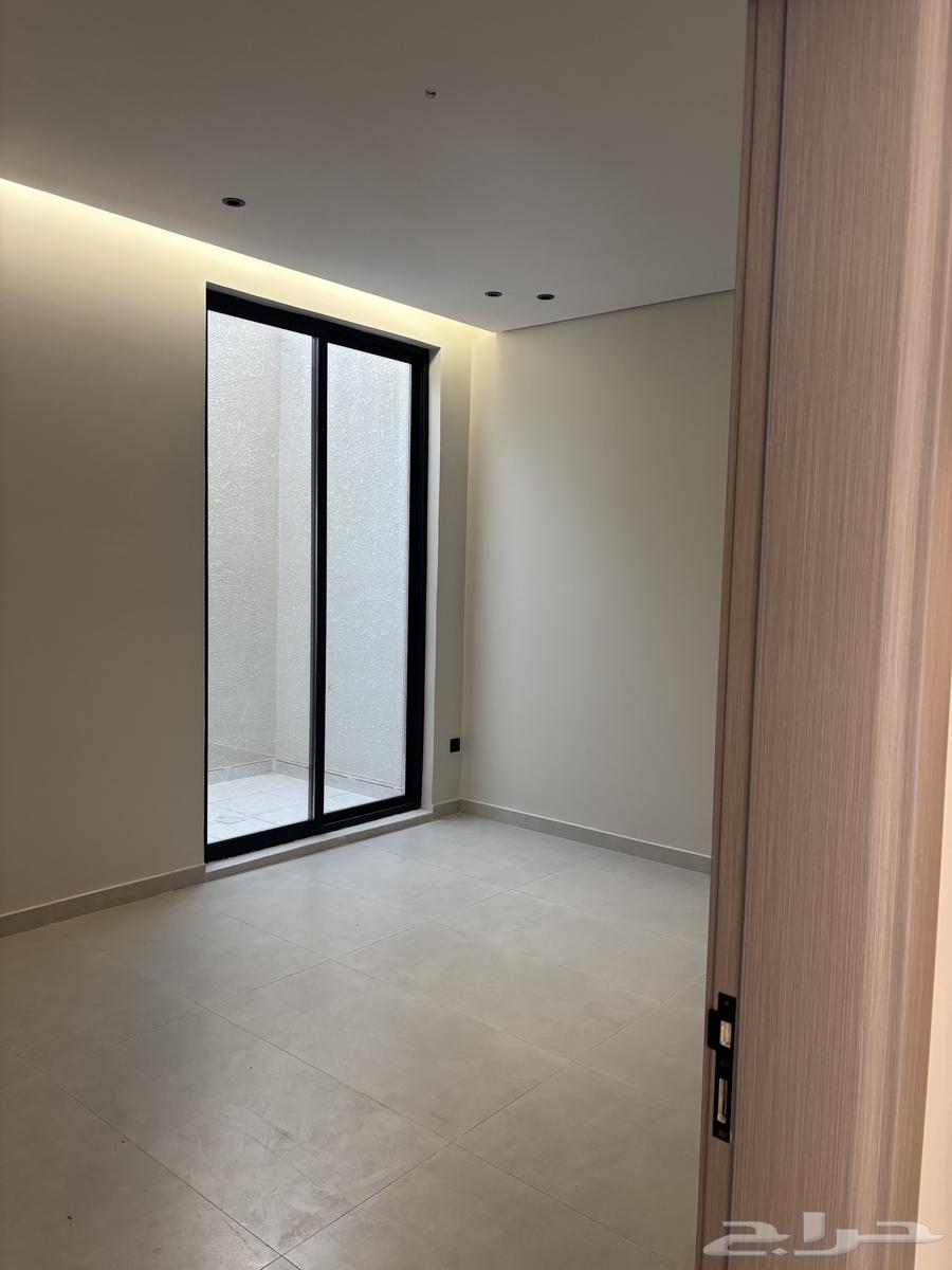 فيلا 6 غرف في ضاحية الملك فهد 6