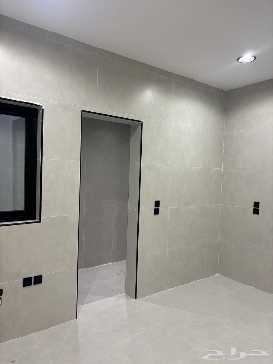 فيلا 6 غرف في ضاحية الملك فهد 7