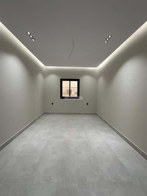 شقة  في الروضة 11