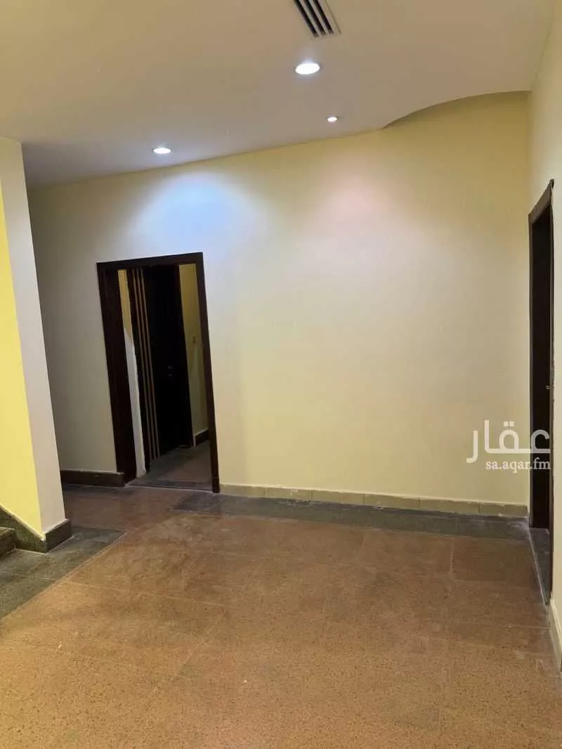 عمارة 1050 م² في الشهداء 5