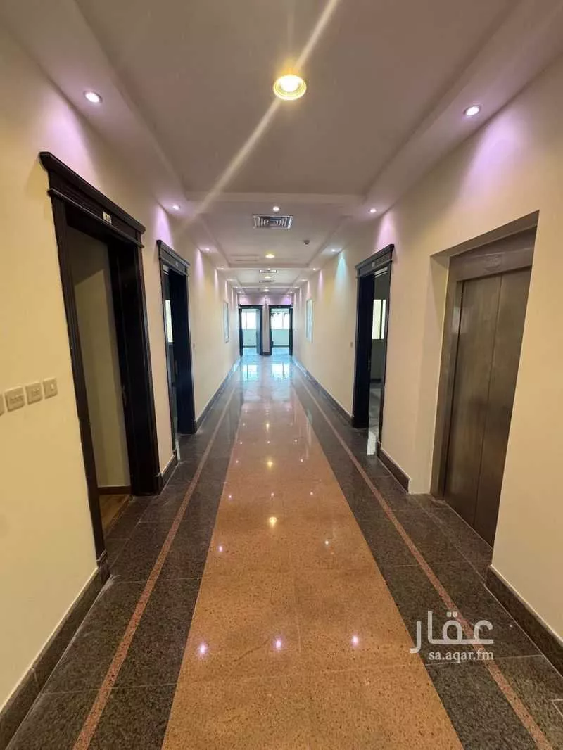 عمارة 1050 م² في الشهداء 6