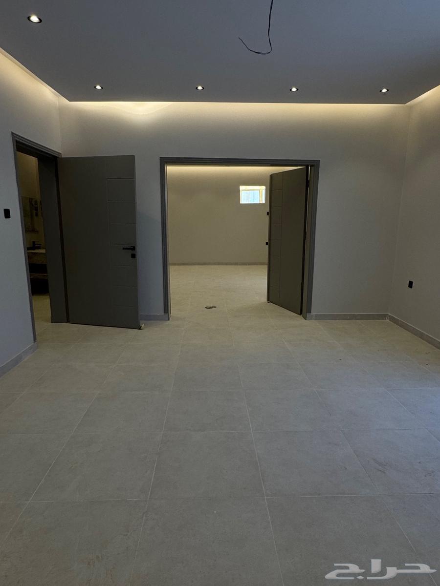 5 bedroom apartment in Wali Al Ahd 10
