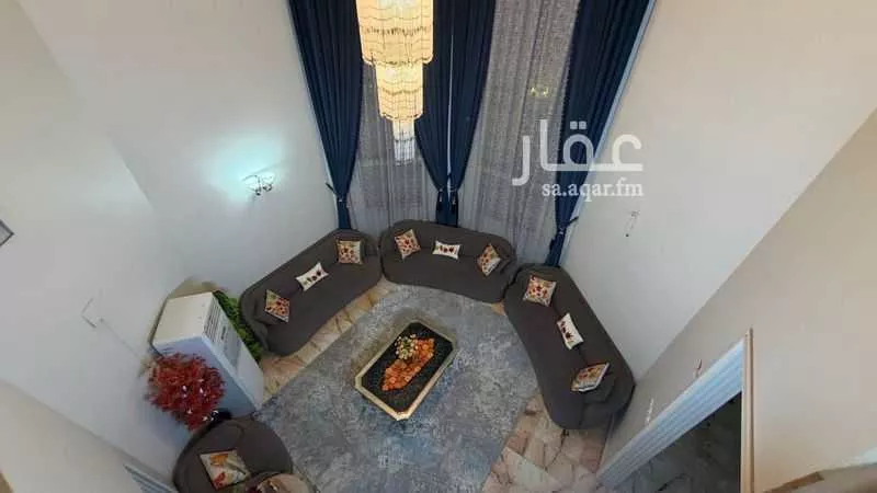 فيلا 5 غرف في الملك فيصل 22