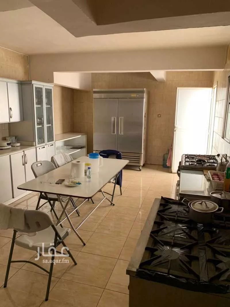 فيلا 10 غرف في ام الحمام الشرقي 17