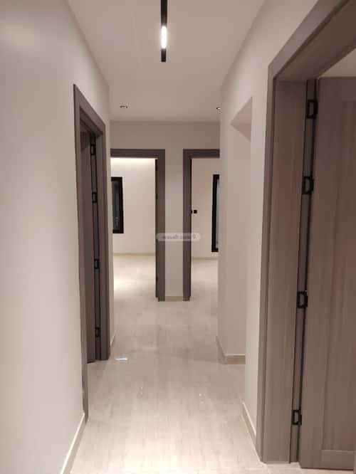 شقة 3 غرف في الحمرا 12