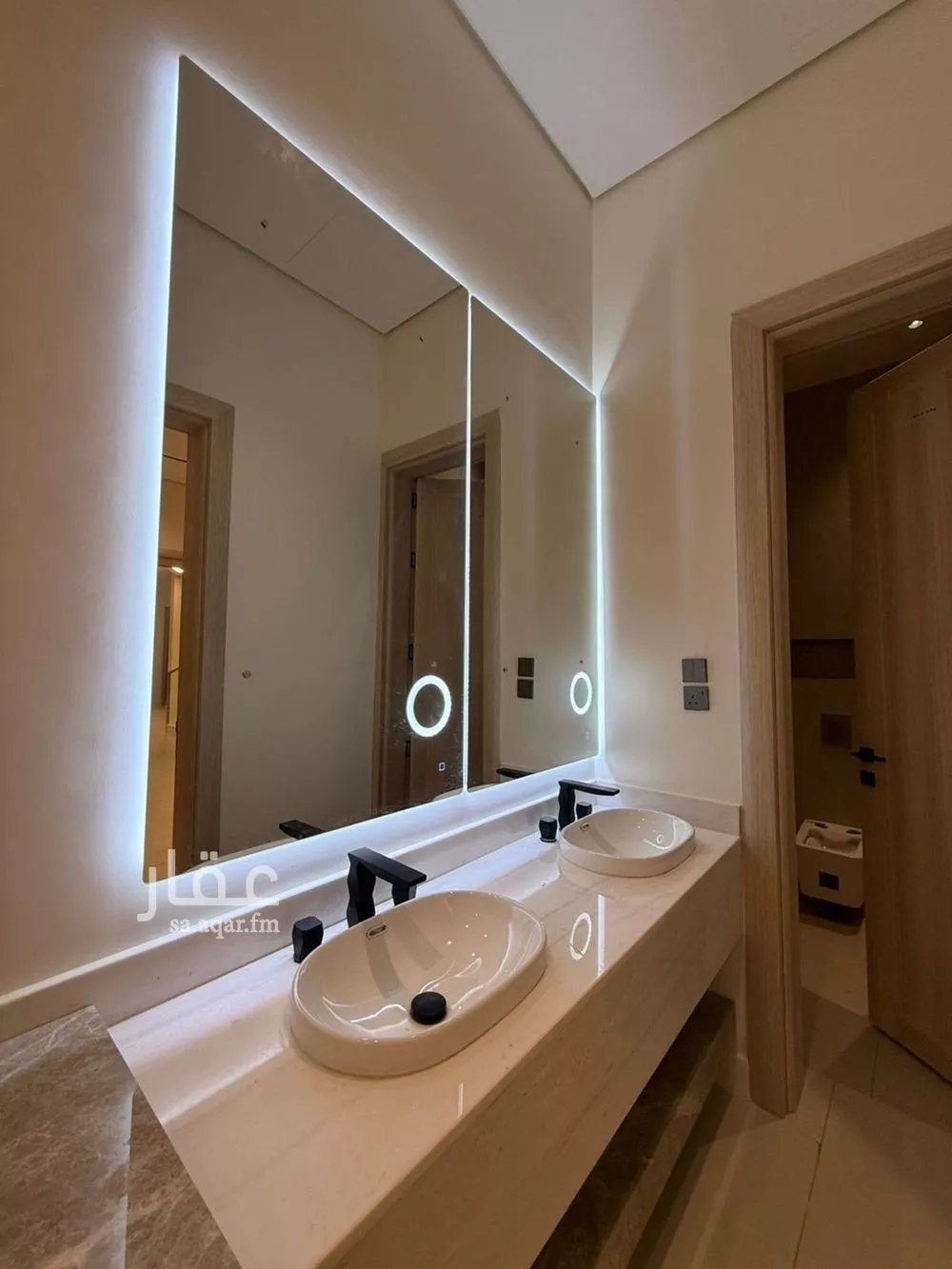 فيلا 7 غرف في المهدية 12