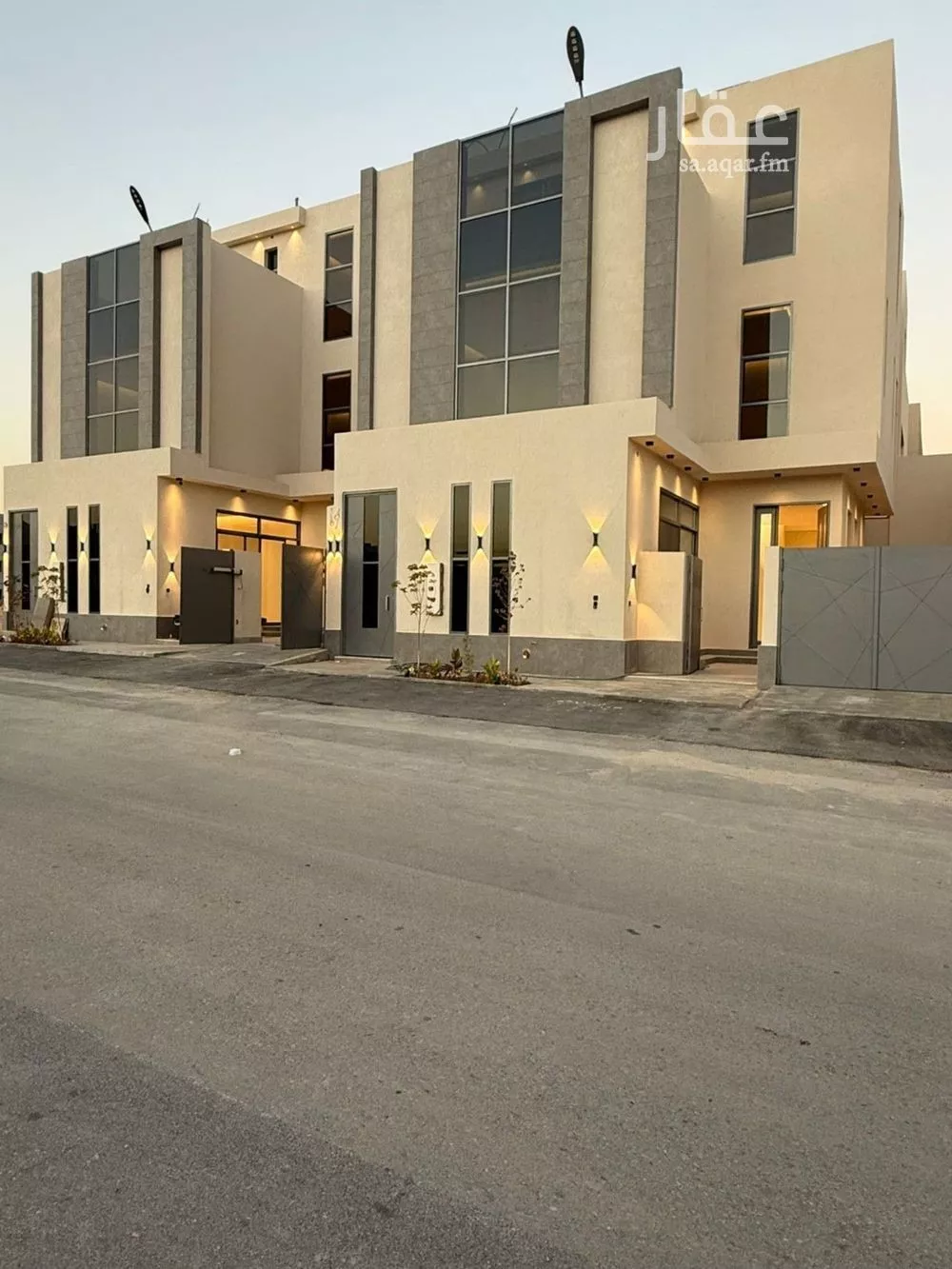 فيلا 7 غرف في المهدية 10