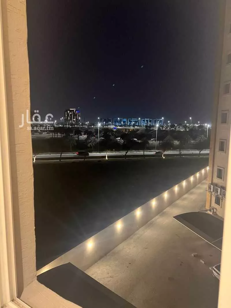 شقة 3 غرف في الحمرا 4