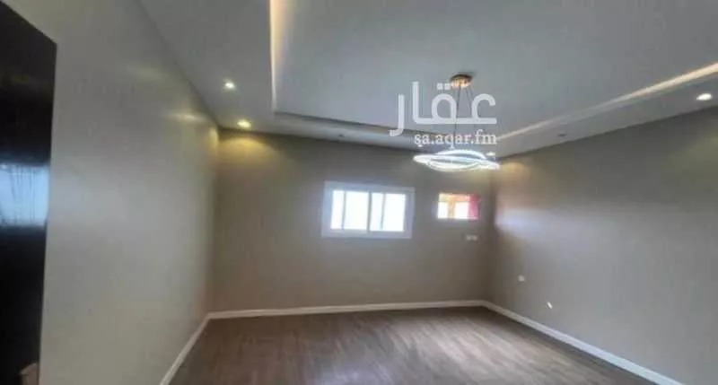 شقة 5 غرف في الريان 8