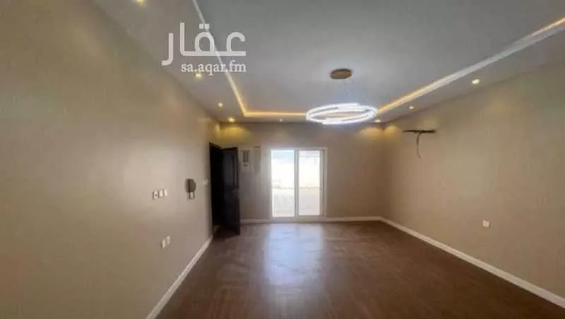 شقة 5 غرف في الريان 10