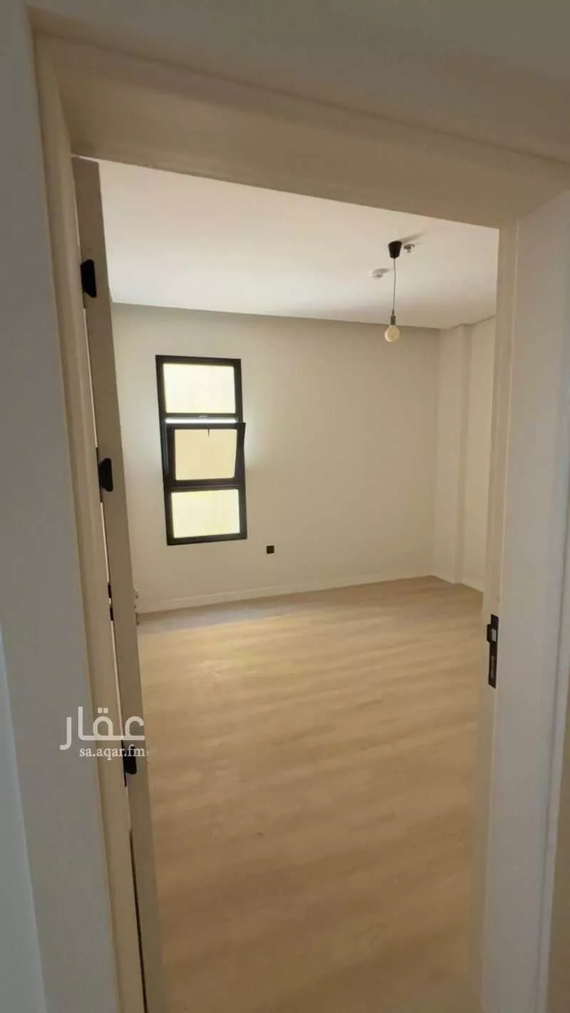 شقة 3 غرف في القصور 4