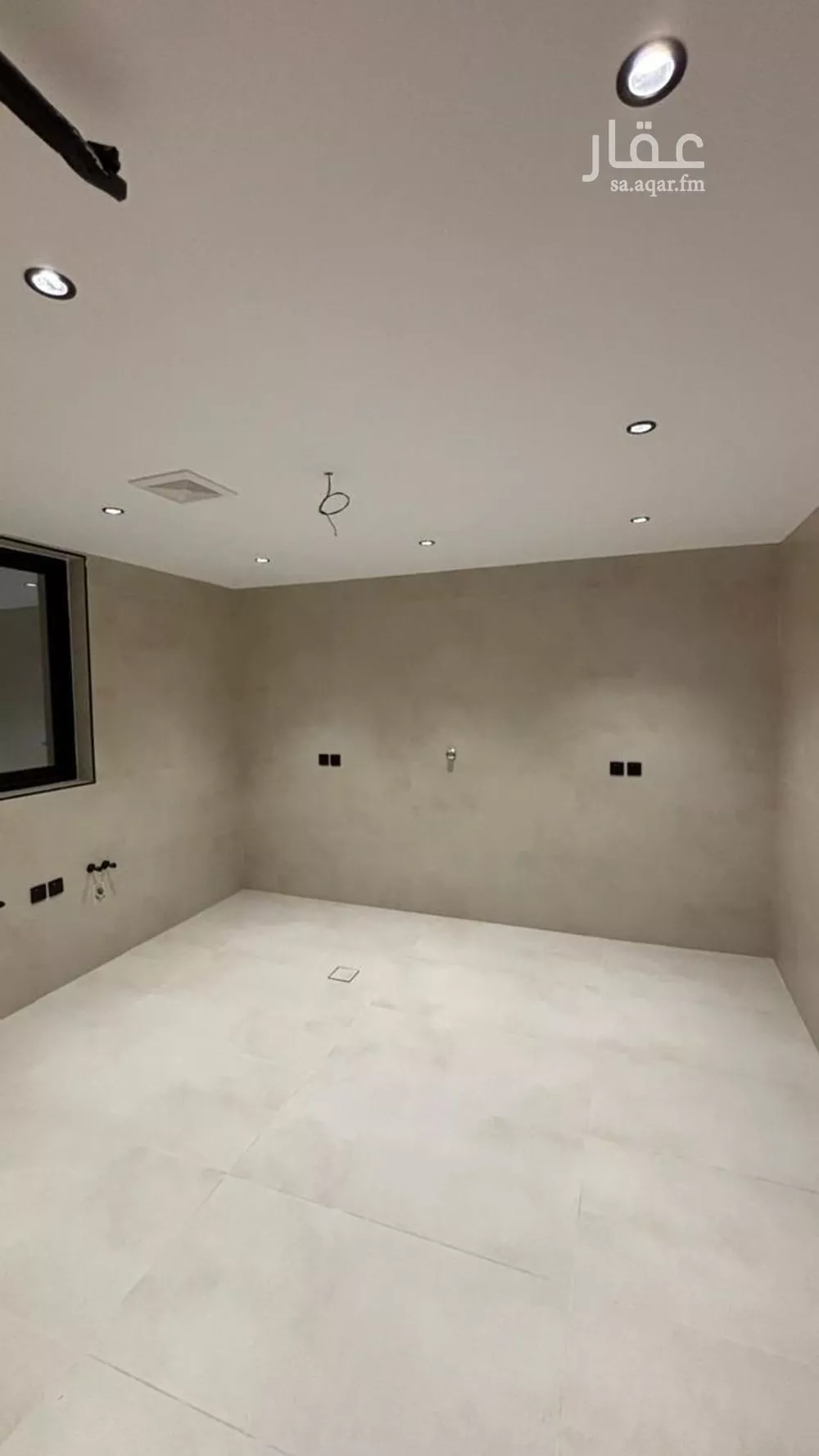 دور 5 غرف في نبلاء 11