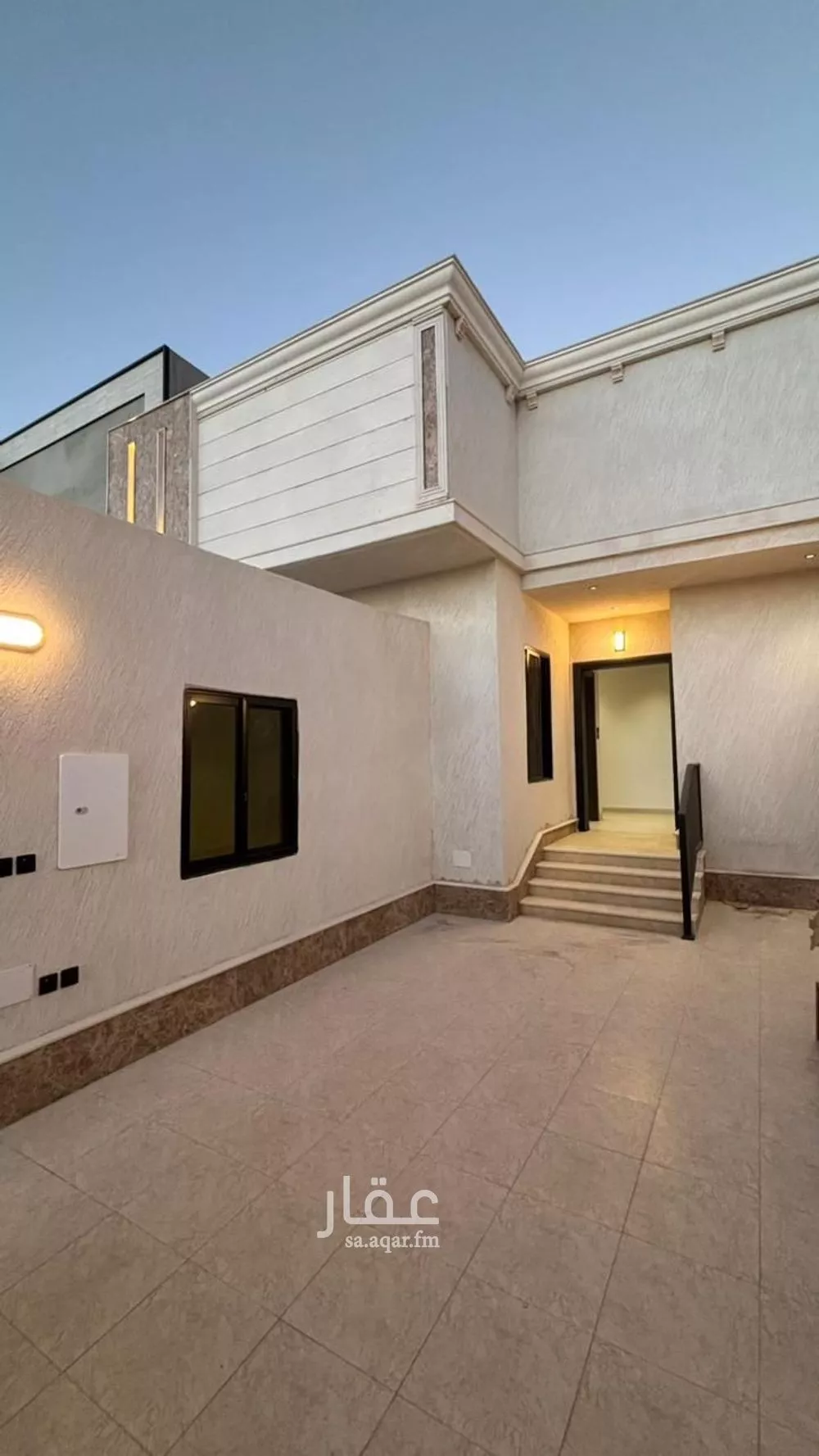 دور 5 غرف في نبلاء 13