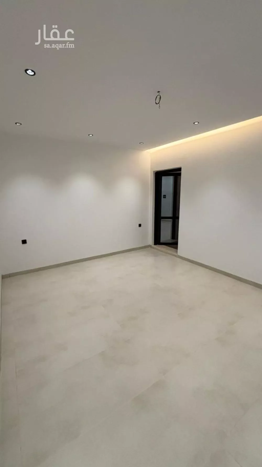 دور 5 غرف في نبلاء 14